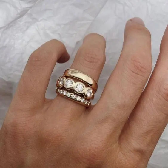 Mariele | Forged Brilliant Gold Ring Set