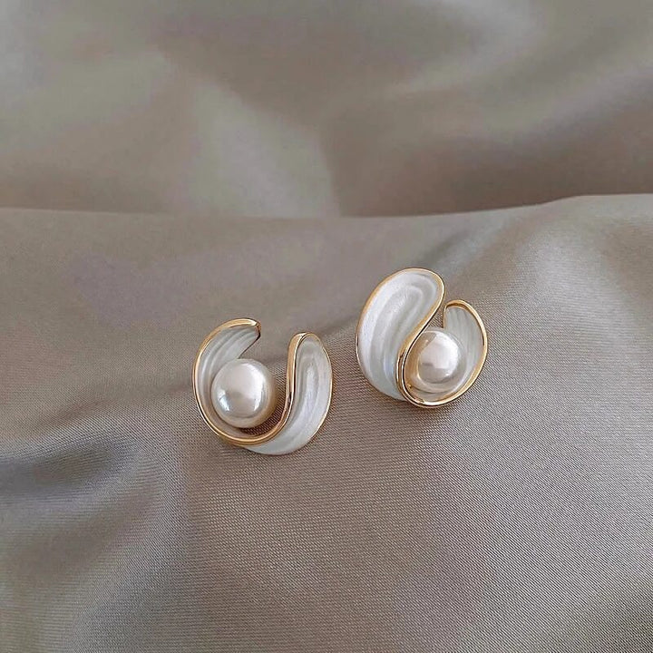 Isabelle | Luxuriöse Opal-Ohrringe mit edlem Weißglanz