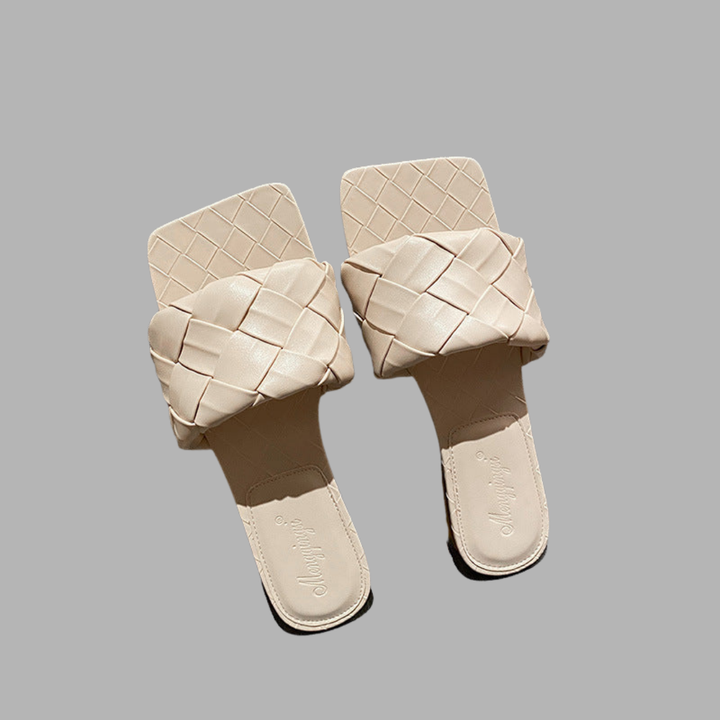 Winika | Bequeme Hausschuhe