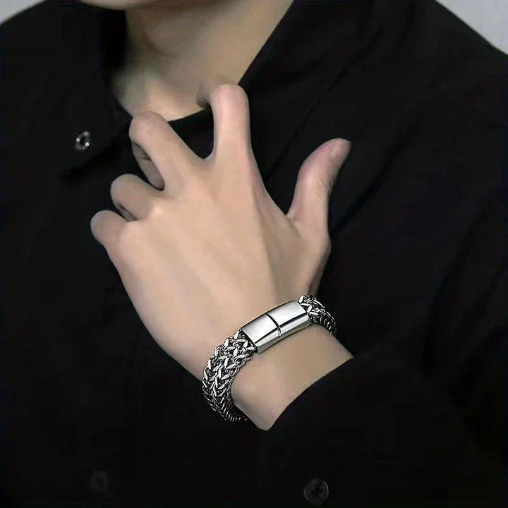 Maximilian | Geflochtenes Armband mit Charakter
