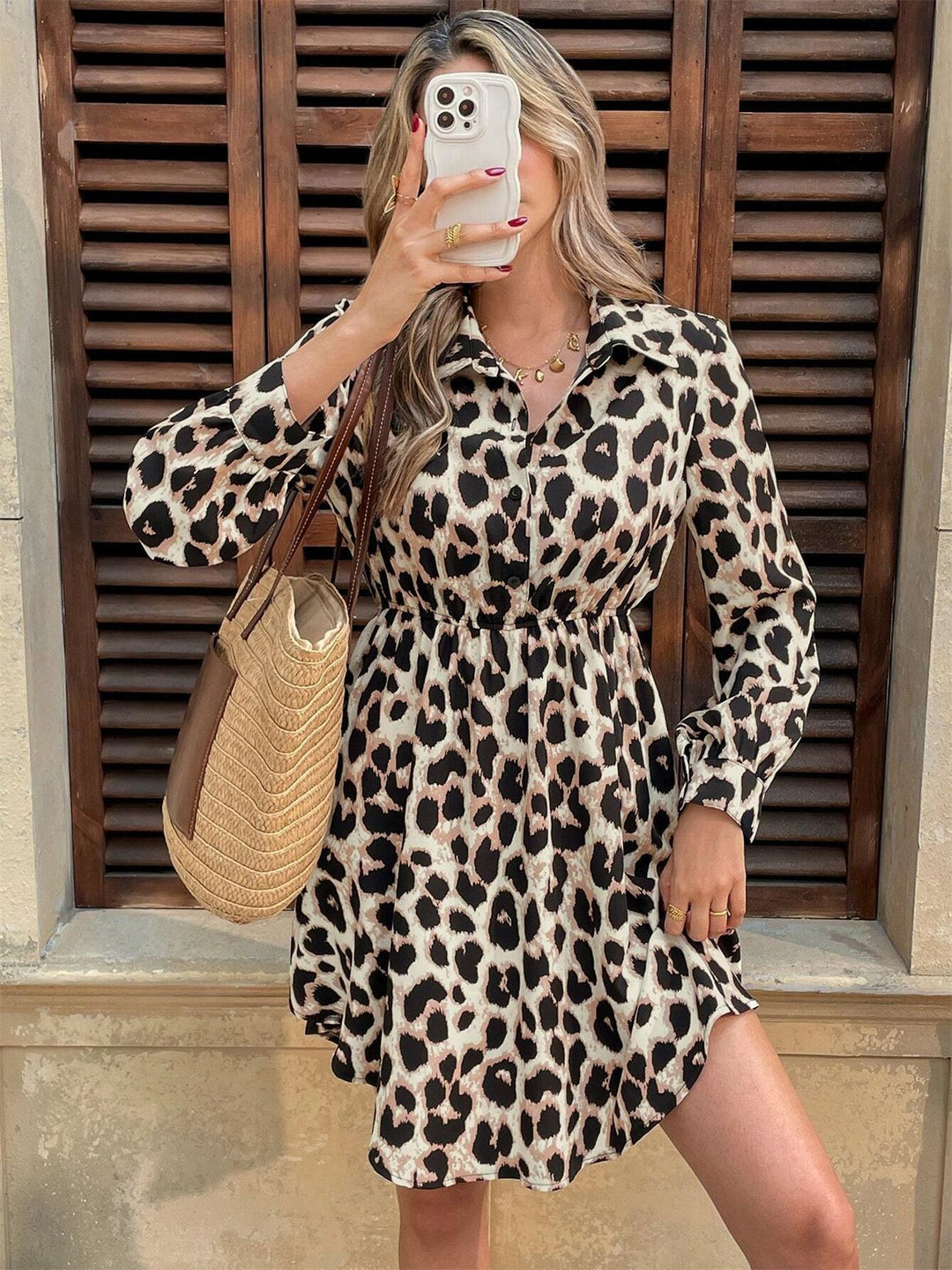 Bezauberndes Kleid mit Leopardenprint