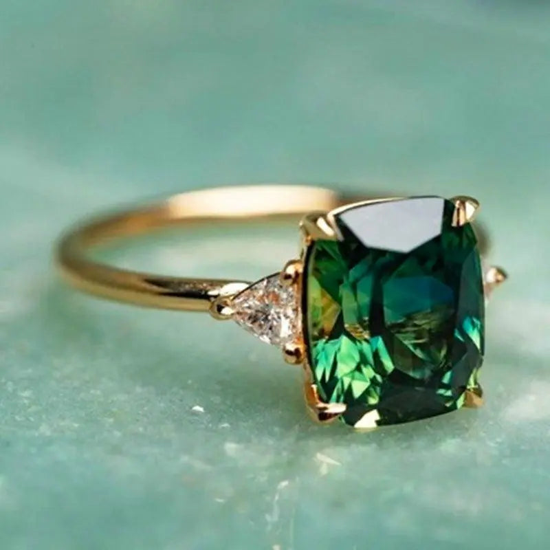 Emilia | Eleganter Quadrat Smaragd Ring